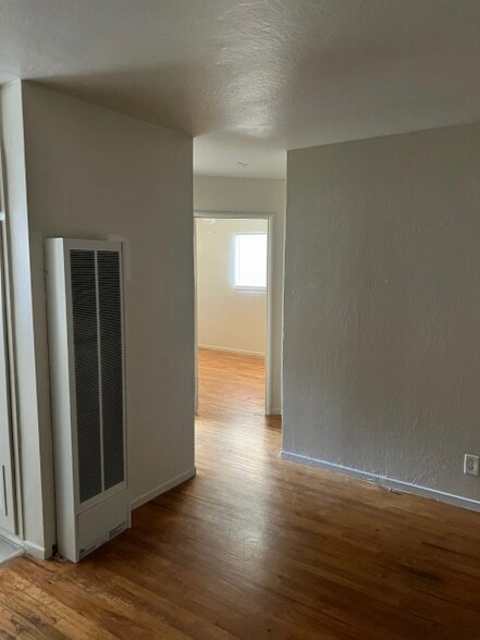 Building Photo - 1916-1918 7th St