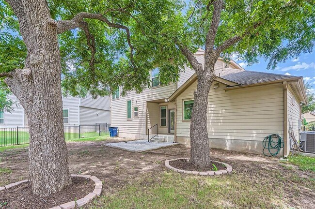 Building Photo - 9607 McKnight Lp