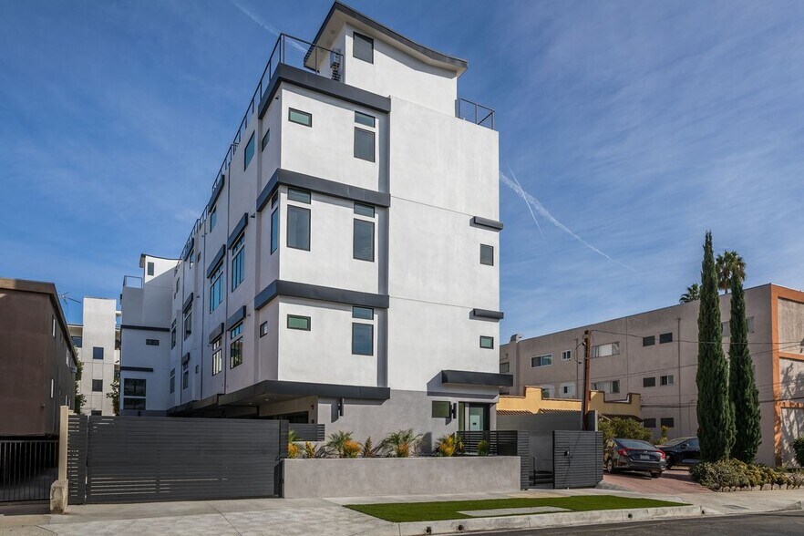 Building Photo - 1316 N Vista St