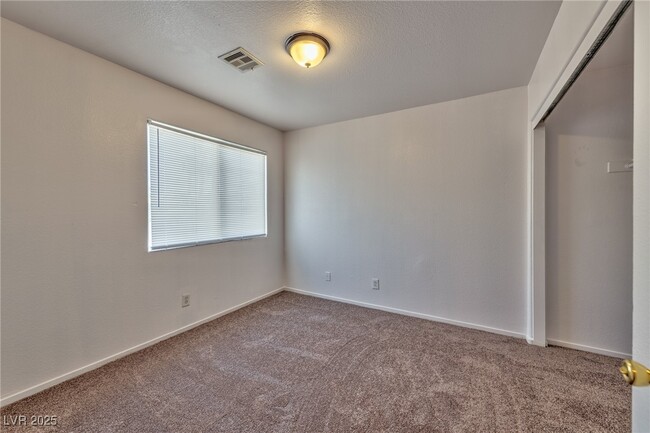 Building Photo - 9979 Keephills St