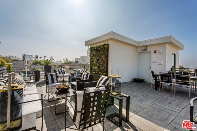 Building Photo - 1621 Malcolm Ave