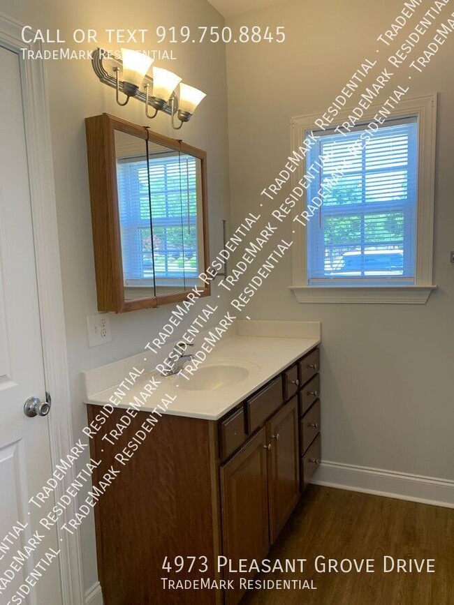 Building Photo - 4973 Pleasant Grove Dr