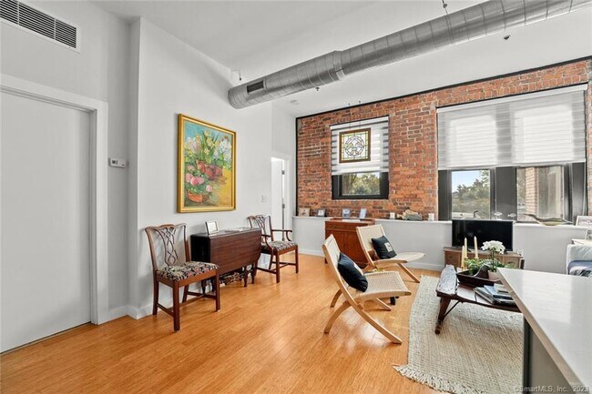 Building Photo - 881 Lafayette Blvd