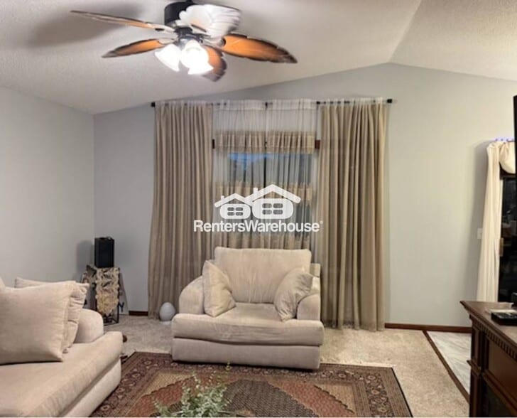 Building Photo - 9712 Hames Ct S