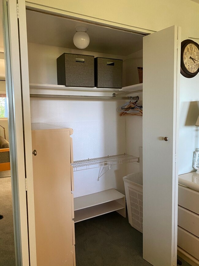 Building Photo - 819 Villa Vista St