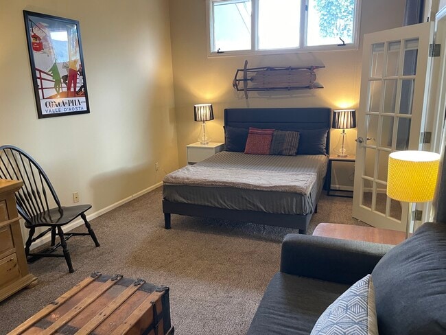 Building Photo - 230 Nottingham Rd