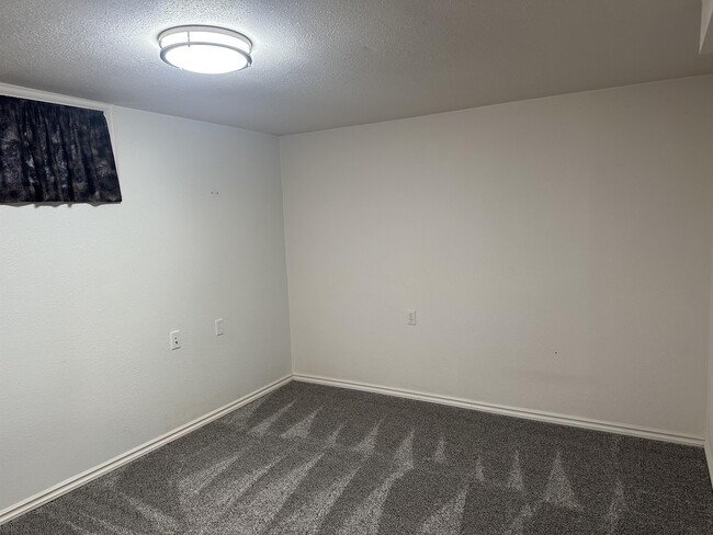 Building Photo - 1247 Avenue F
