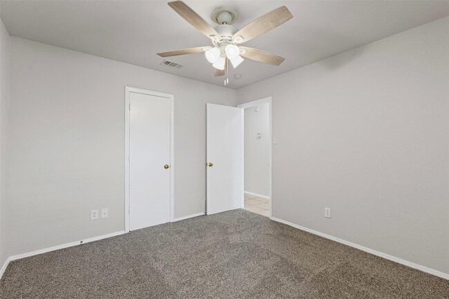 Building Photo - 1605 Morningside Dr