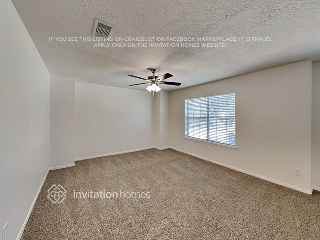 Building Photo - 1802 Oak Valley Dr