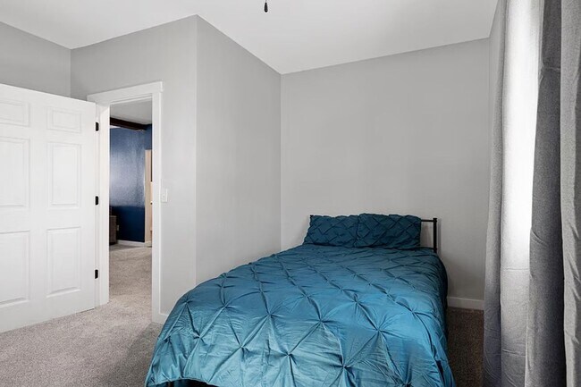 Building Photo - COMING SOON: Fully Furnished Home in Webb City! 2/2 includes ALL appliances, ALL utilities/pest c...