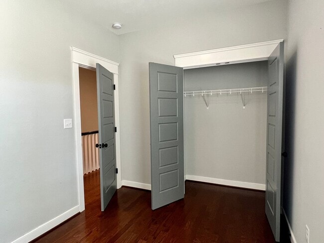 Building Photo - 1228 N 31st St