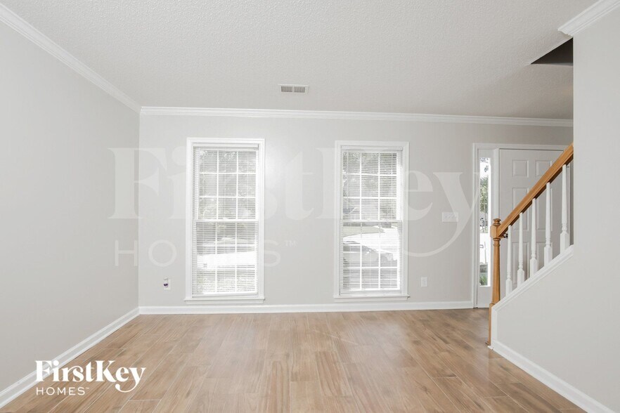 Building Photo - 6805 Renwick Ct
