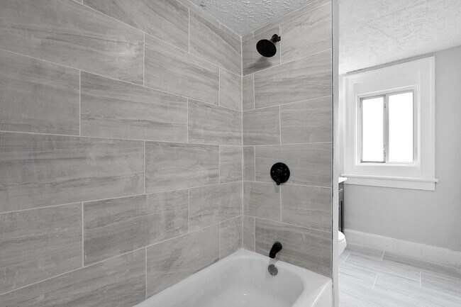 Building Photo - 1867-1869 Cleveland Ave