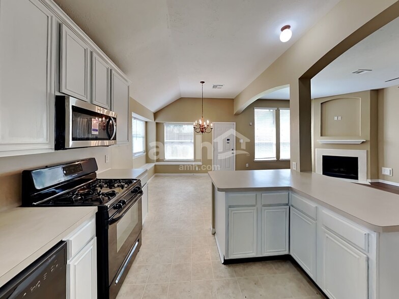 Building Photo - 409 Crimson Coast Dr