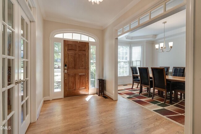 Building Photo - 117 Buckhurst Dr