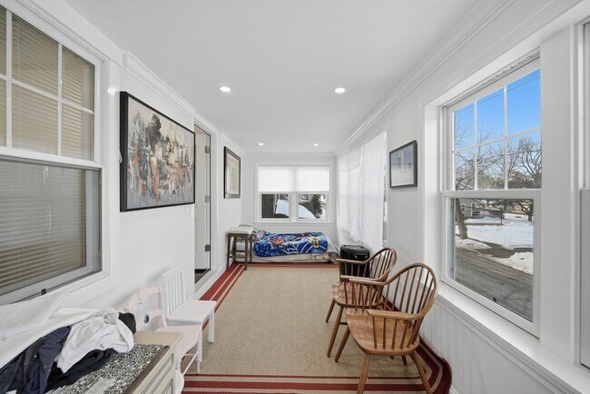 Building Photo - 34 Wilson Ave