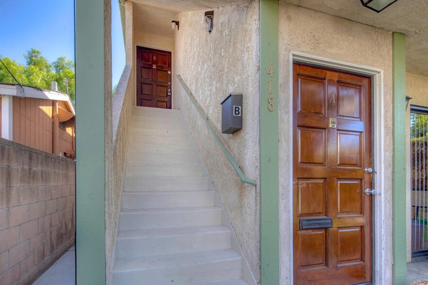 Building Photo - 408 N Venice Blvd