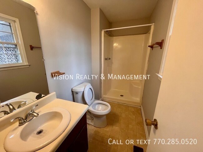 Building Photo - 270 Sage Dr