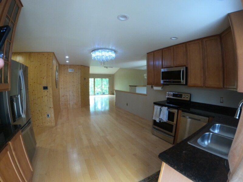 Building Photo - 45903 Dutton Ave