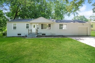 Building Photo - 3 BR/1.5BA | Newly Renovated Single Family Home | 1-Car Garage Parking | Gated backyard