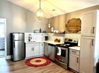 Building Photo - 312 Wright St