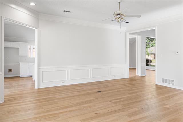 Building Photo - 2558 Morning Glory Dr