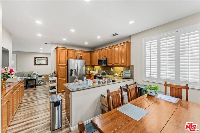 Building Photo - 3653 Medici Ln