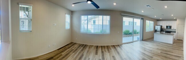 Building Photo - 40383 Birchfield Dr