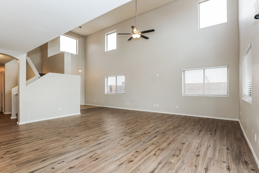 Building Photo - 41386 N Cambria Dr