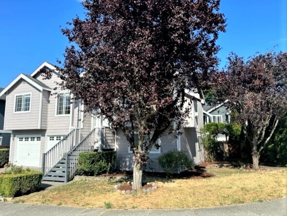 Building Photo - 13107 29th Pl W