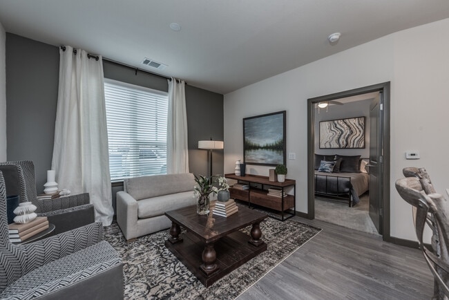 Building Photo - 3970 Vitruvian Way