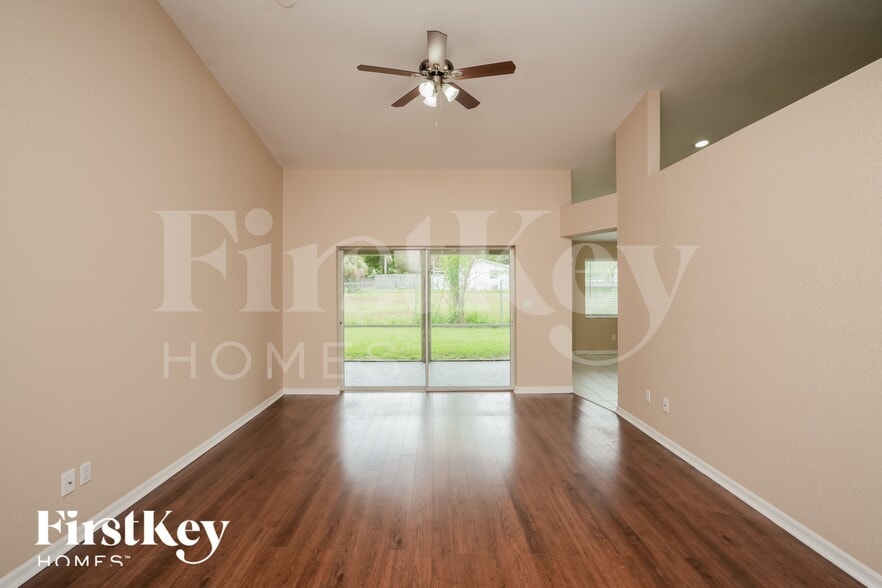 Building Photo - 1410 Alexander Way
