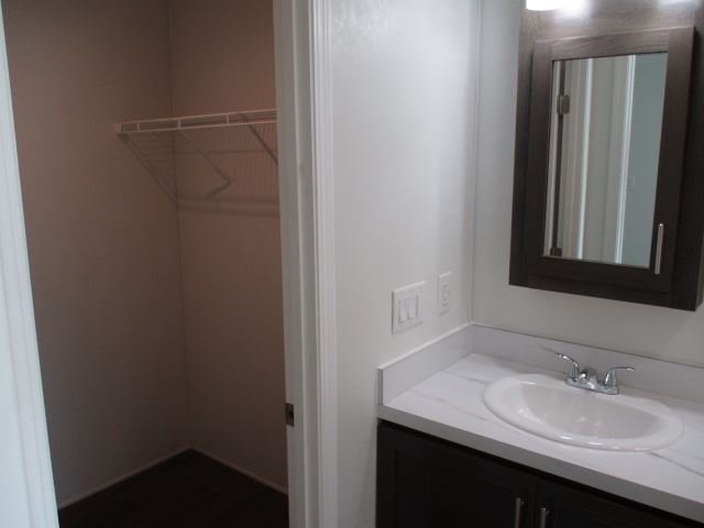 Building Photo - 12596 Gavotte Ave