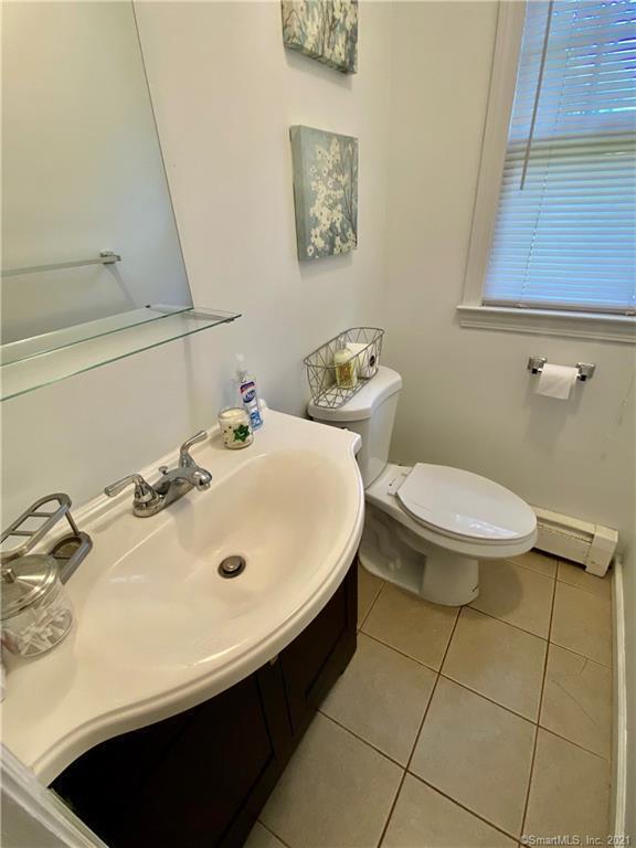 Building Photo - 45 Delsole Rd