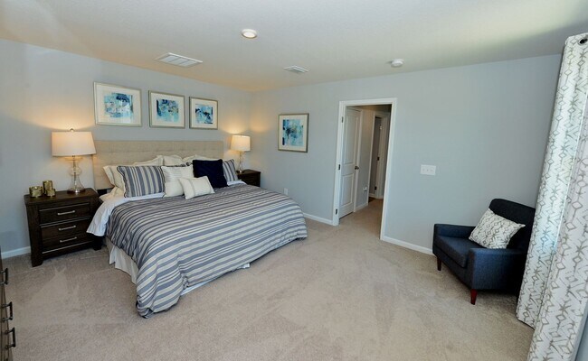 Building Photo - Model Home!