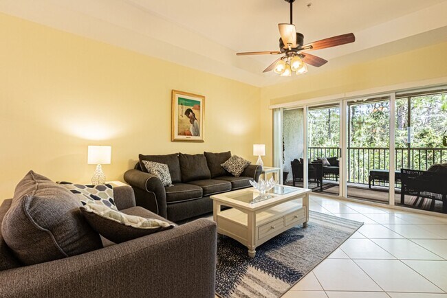 Building Photo - Peaceful Preserve-View Condo in Gated Blue Heron