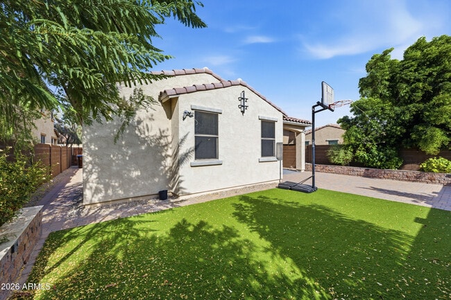 Building Photo - 22528 N 96th Ave