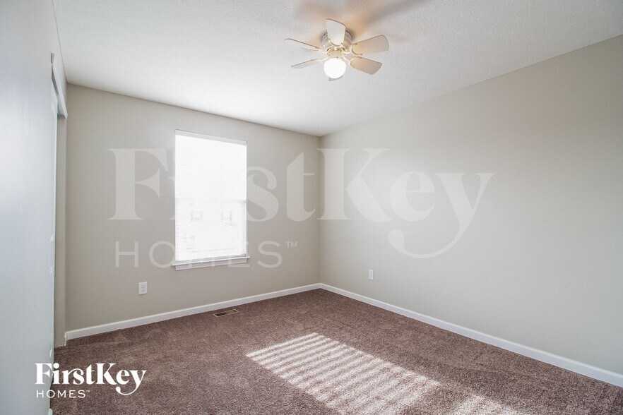 Building Photo - 283 Glen Crossing Dr