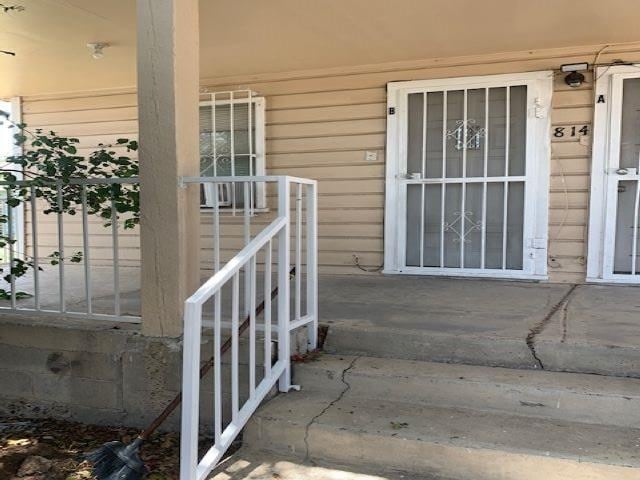 Primary Photo - 814 San Enrique Ave