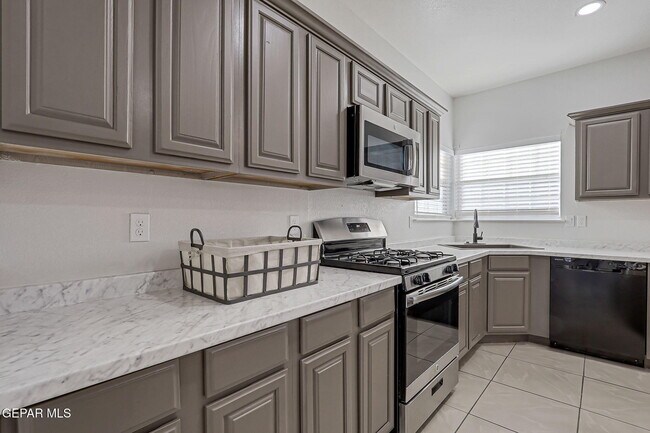 Building Photo - 485 Jeweled Mesa Ct