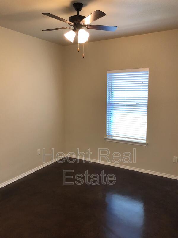 Building Photo - 414 Jack Rabbit Ln