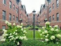 Building Photo - 3306 W Schubert Ave