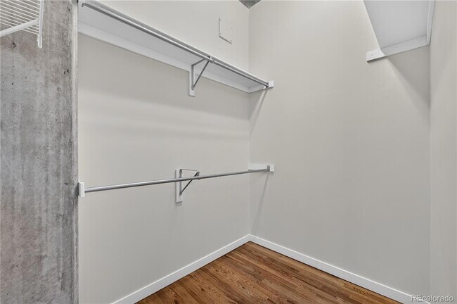 Building Photo - 3201 Shoshone St