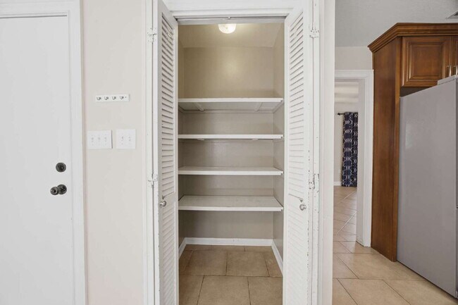 Building Photo - "Charming 4-Bedroom Shalimar Retreat- Power Included With Rent!"