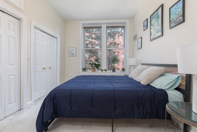 Building Photo - 416 Marlborough St