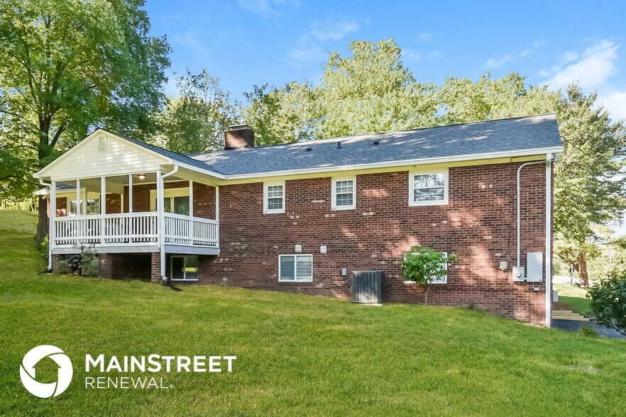 Building Photo - 1236 Bayhill Ct