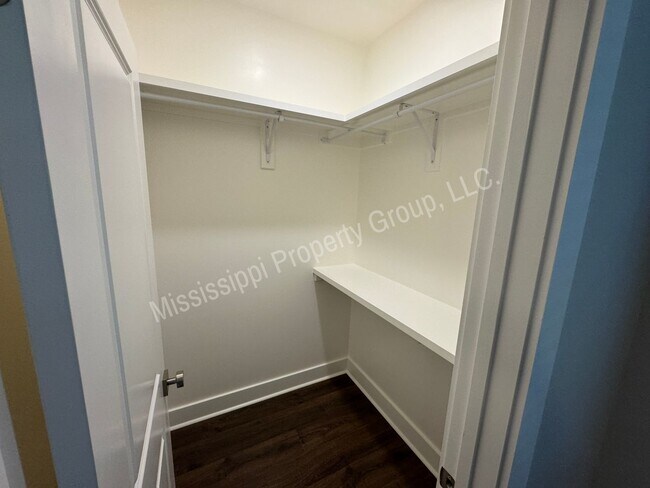 Building Photo - 3BR/3.5BA - New Construction @ The Reserve...