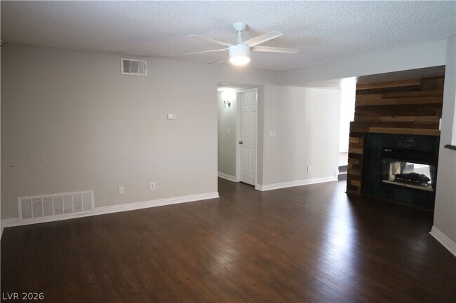 Building Photo - 9417 Shellfish Ct