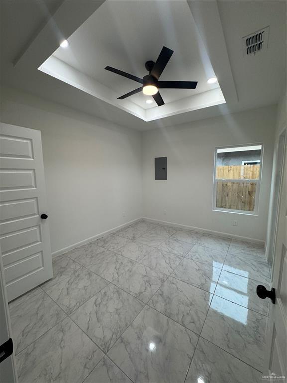 Building Photo - 12 Notre Dame Ave