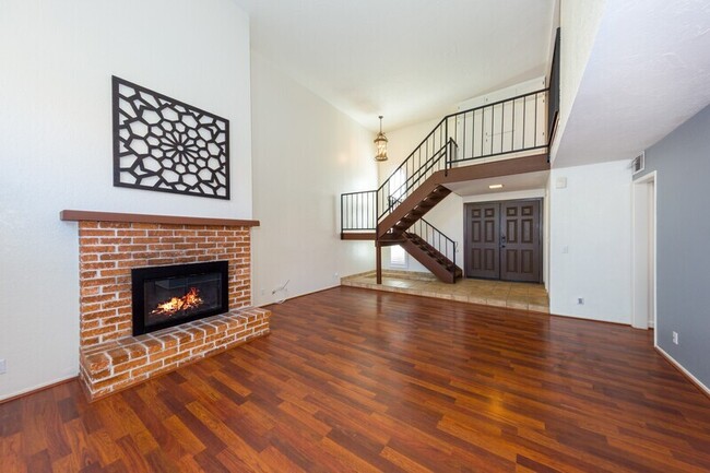 Building Photo - 39945 Santa Fe Way